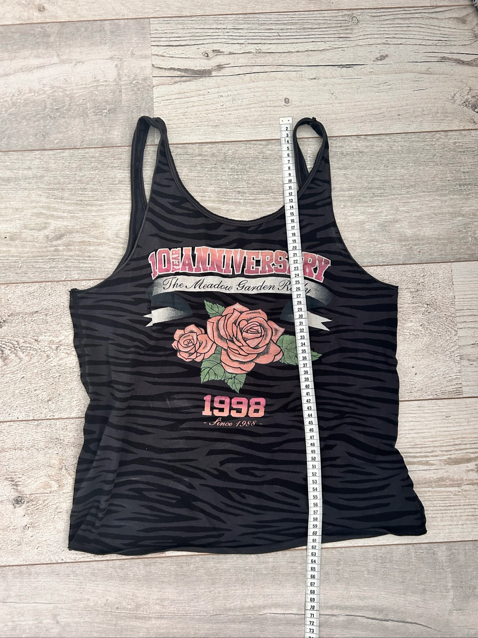 H&M Vintage Rock Singlet Top con Estampado de Tigre Rosado – Talla M – photo 9
